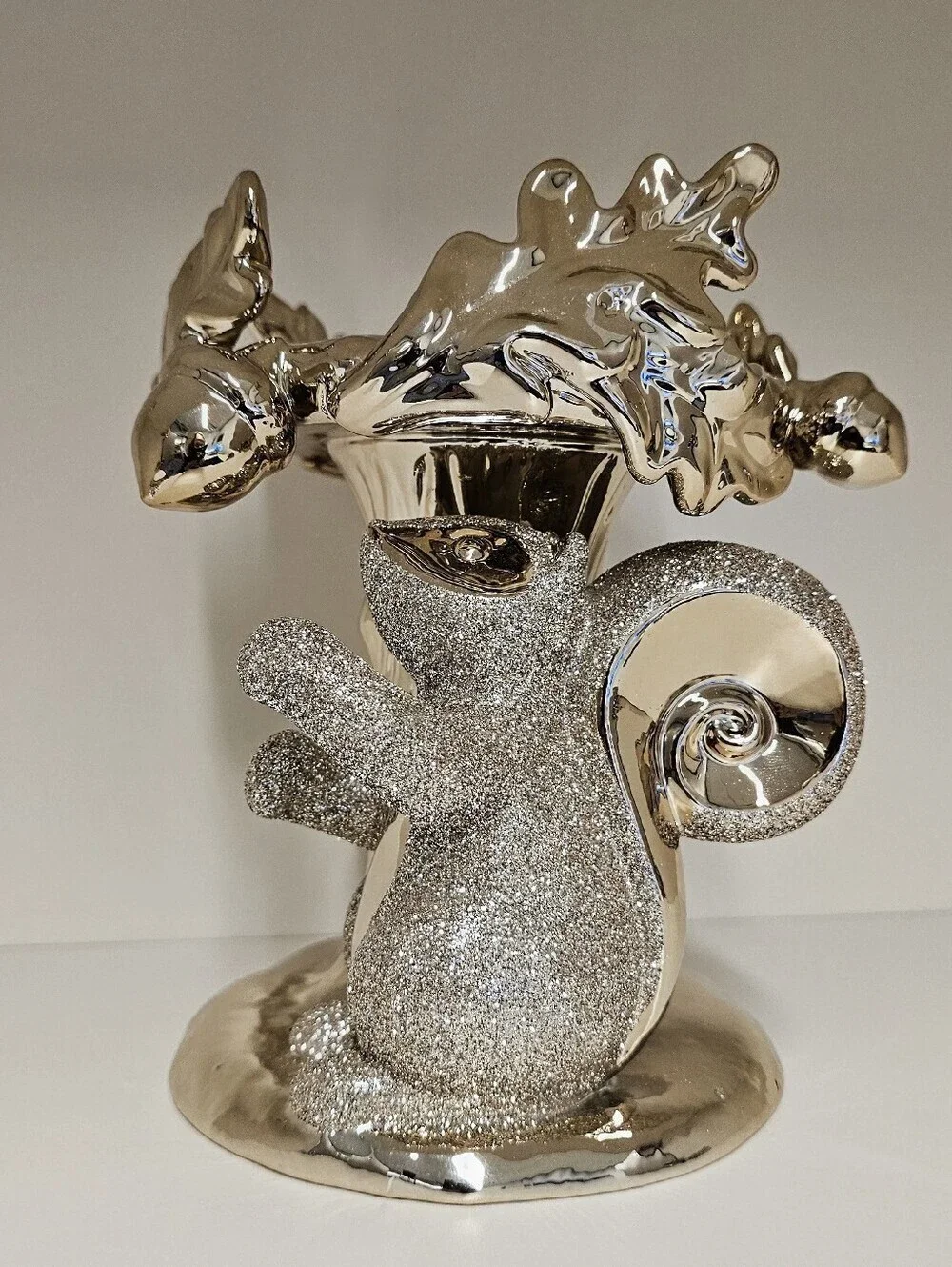 New Bath & Body Works Squirrel W/ Acorns 3-Wick Pedestal Candle Holder Stand